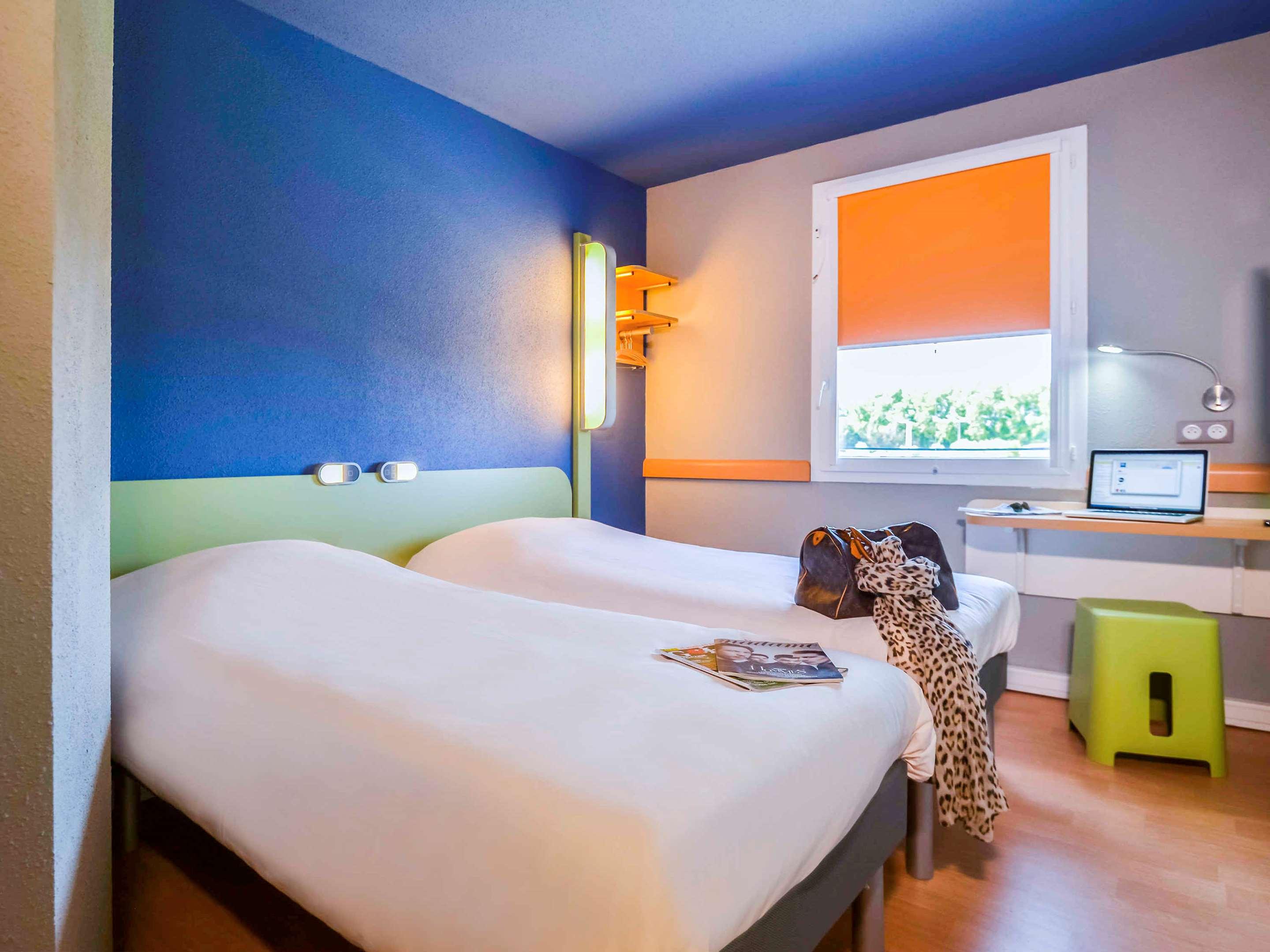 Ibis Budget Saint Martin de Crau Porte de Camargue Provence-Alpes-Côte d'Azur - Saint-Martin-de-Crau visuel 2/5 Ibis Budget Saint Martin de Crau Porte de Camargue Provence-Alpes-Côte d'Azur - Saint-Martin-de-Crau visuel 2/5