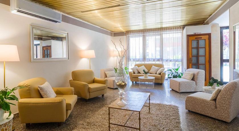 Hotel Corallo Abruzzen - Giulianova visuel 2/5 Hotel Corallo Abruzzen - Giulianova visuel 2/5