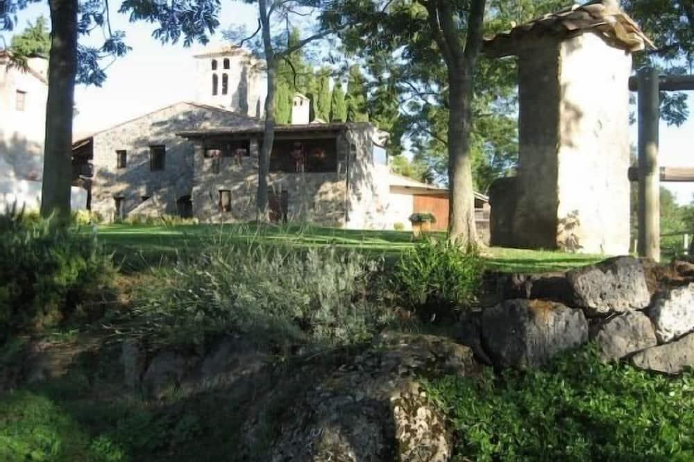 Cottage (full rental) Can Llorigó for 8 people Catalonië - Olot visuel 1/5 Cottage (full rental) Can Llorigó for 8 people Catalonië - Olot visuel 1/5