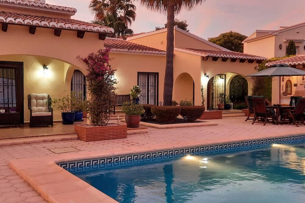 Late Deal Luxury 4 Bed Villa In Javea Last Week August - Kust van Valencia - Javea visuel 1/5 Late Deal Luxury 4 Bed Villa In Javea Last Week August - Kust van Valencia - Javea visuel 1/5