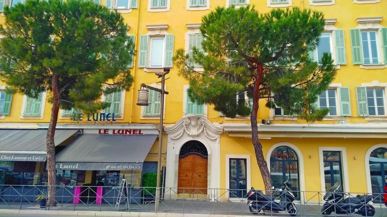 Duplex Nice Port