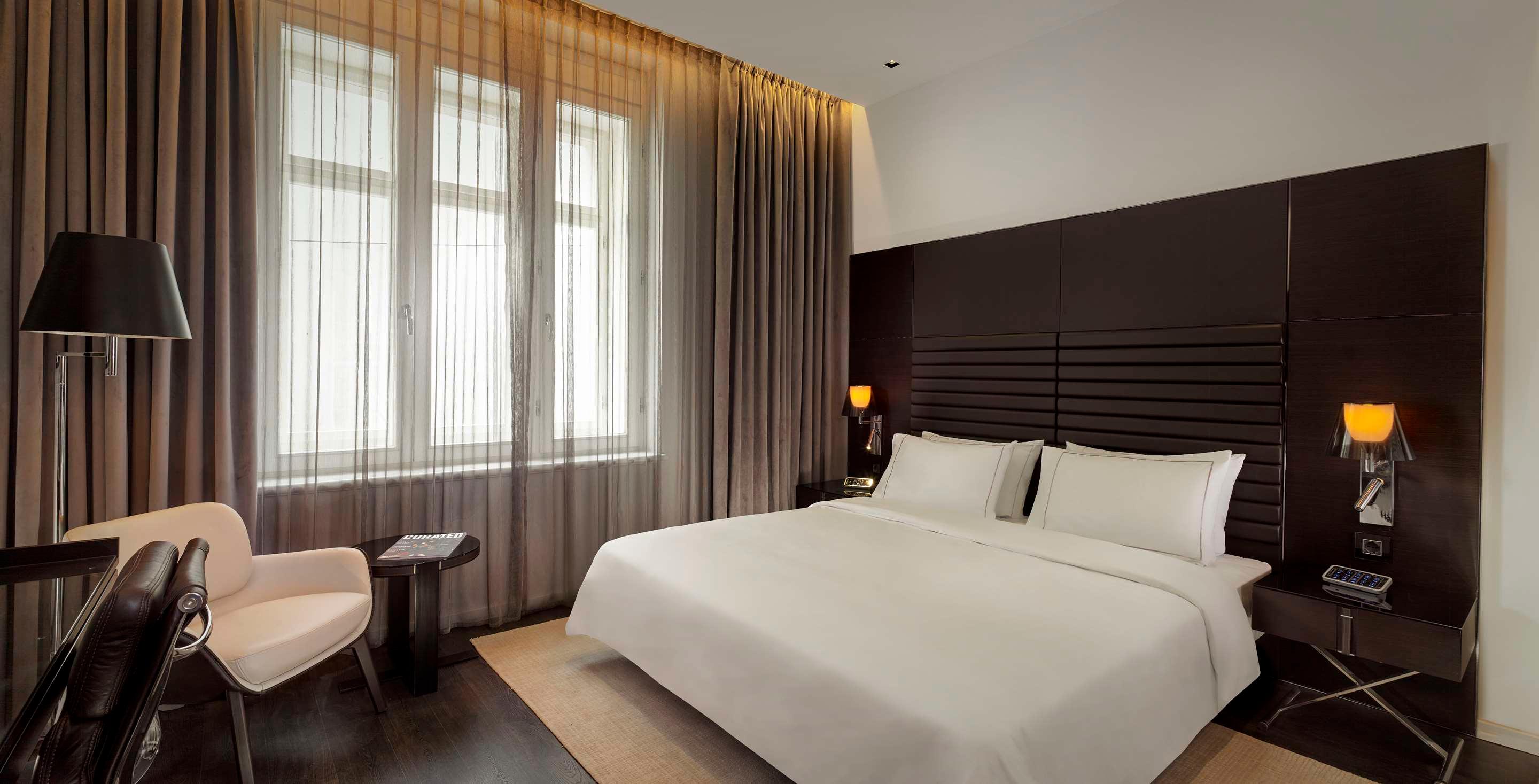 ice-10299400-107903488-758866 art'otel Zagreb
