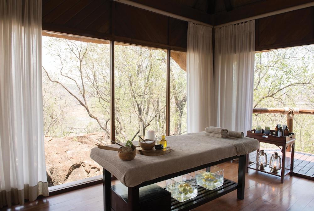 expediav2-495838-82b739-254708 Madikwe Hills