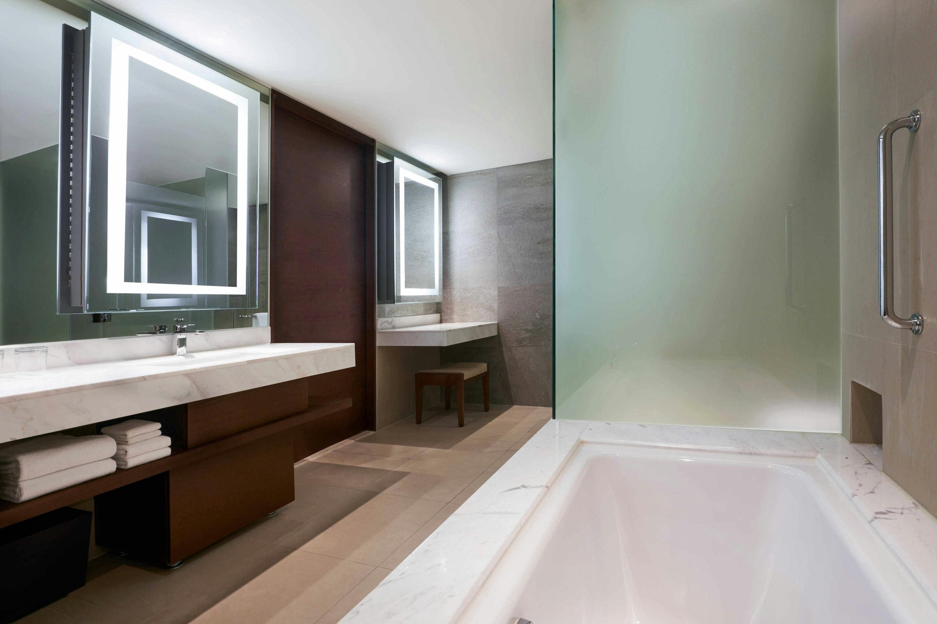 Courtyard by Marriott Seoul Namdaemun