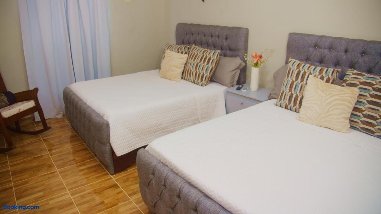 booking-1071008840-595565685-872873 Aparta Hotel Esa Buya