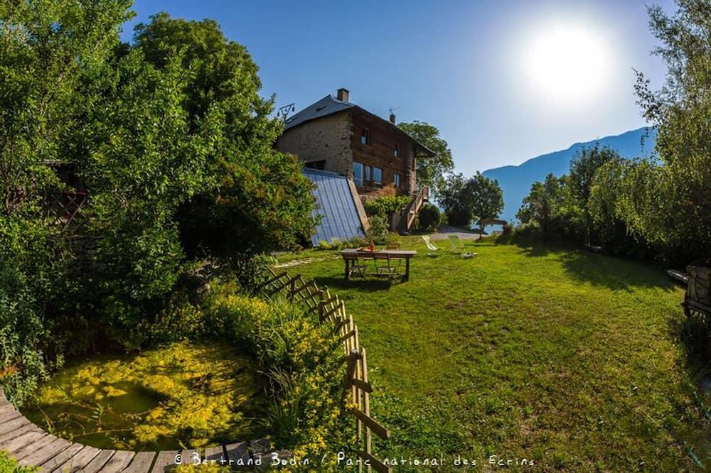 Warm, comfortable and quiet gîte, in the heart of nature, between lake and mountains Provence-Alpes-Côte d'Azur - Châteauroux-les-Alpes visuel 4/5 Warm, comfortable and quiet gîte, in the heart of nature, between lake and mountains Provence-Alpes-Côte d'Azur - Châteauroux-les-Alpes visuel 4/5
