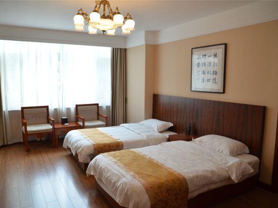 agoda-682784-546533837-944601 Magnetic Mountain Springs Park Resort Ho