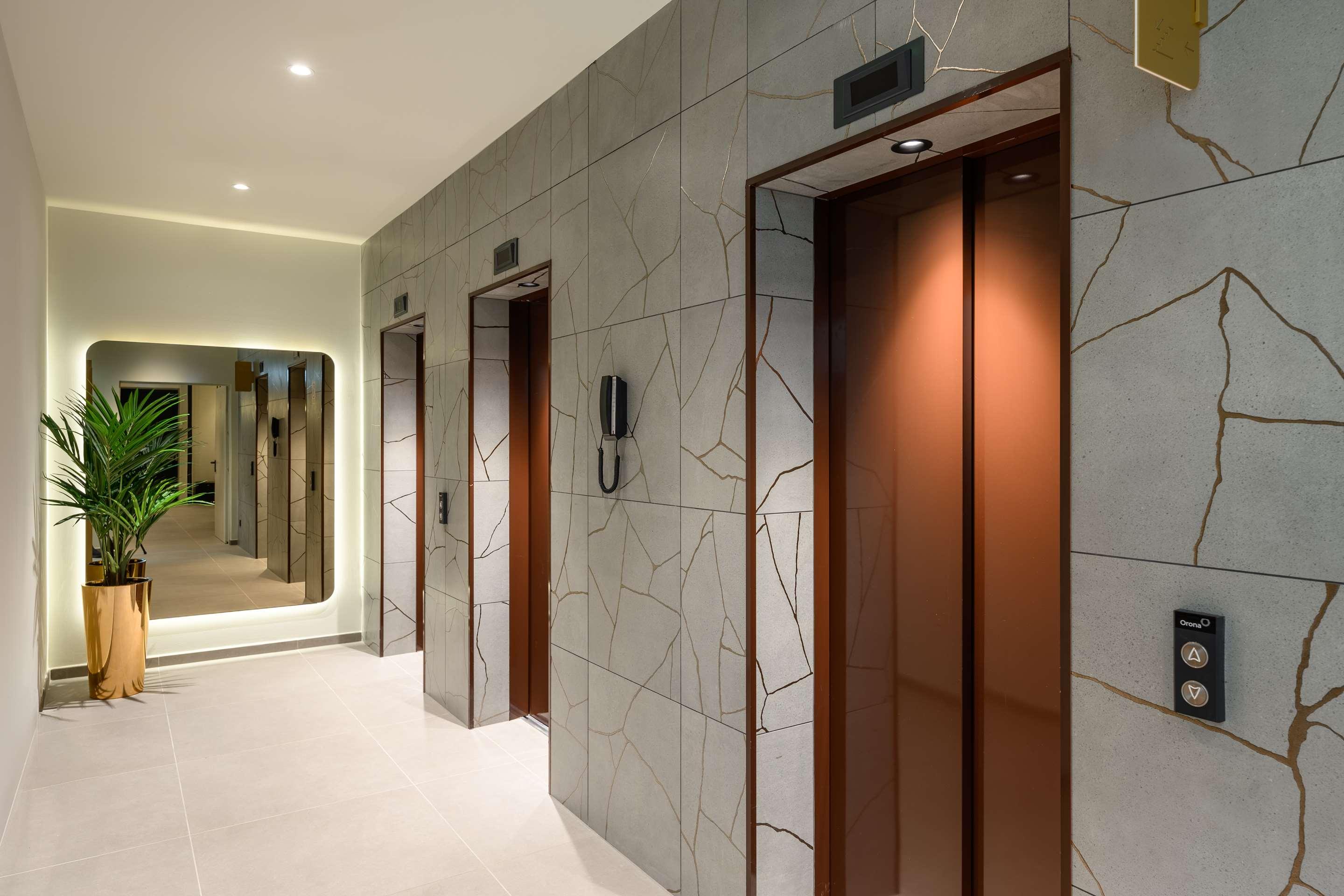 ice-1070826323-121760937-416456 Hilton Garden Inn Debrecen City Center