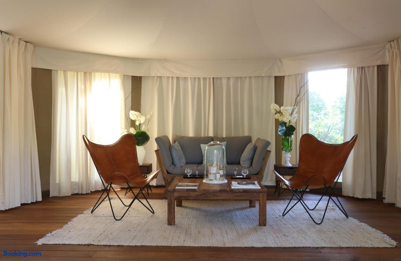 booking-547010-202998445-773314 MUSE Saint-Tropez