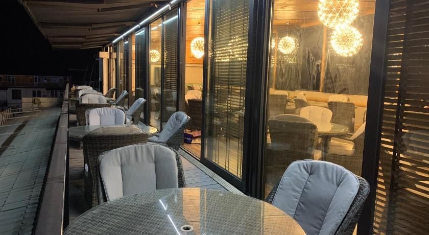 Hotel Tsereteli Palace