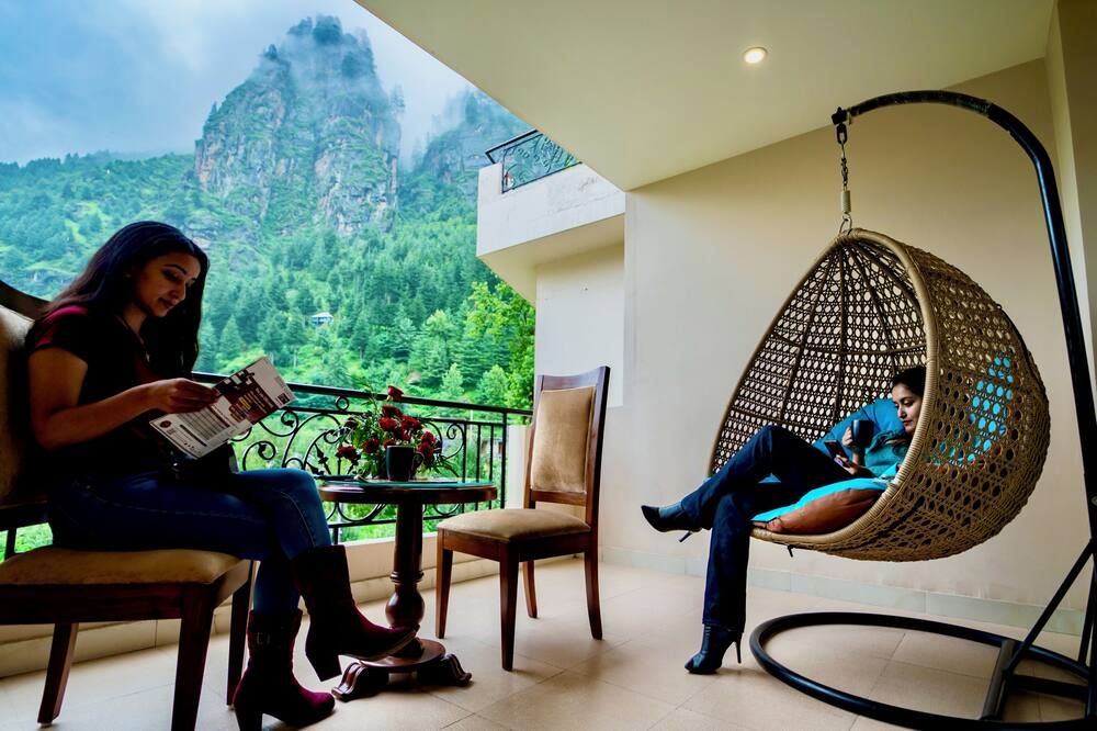 The Allure Grand Resort -A Majestic Riverside Retreat