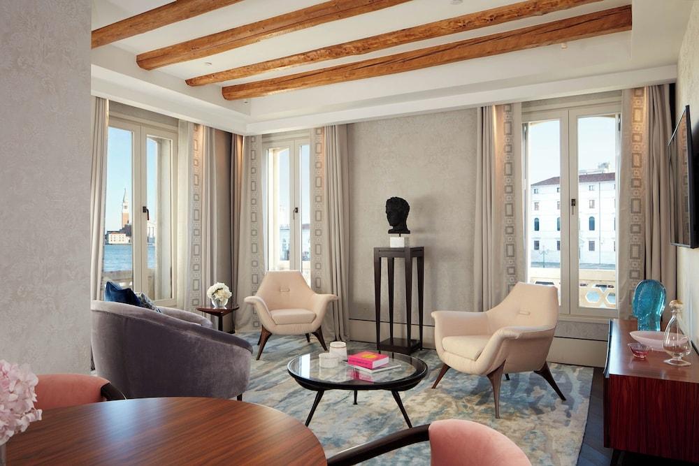 sembo-4989100-0c82c8-417845 The St. Regis Venice