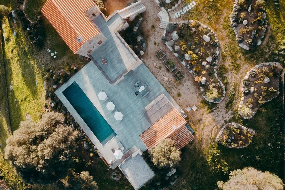 Bergerie de luxe Pietra Rossa Corsica - Serra-di-Ferro visuel 2/5 Bergerie de luxe Pietra Rossa Corsica - Serra-di-Ferro visuel 2/5