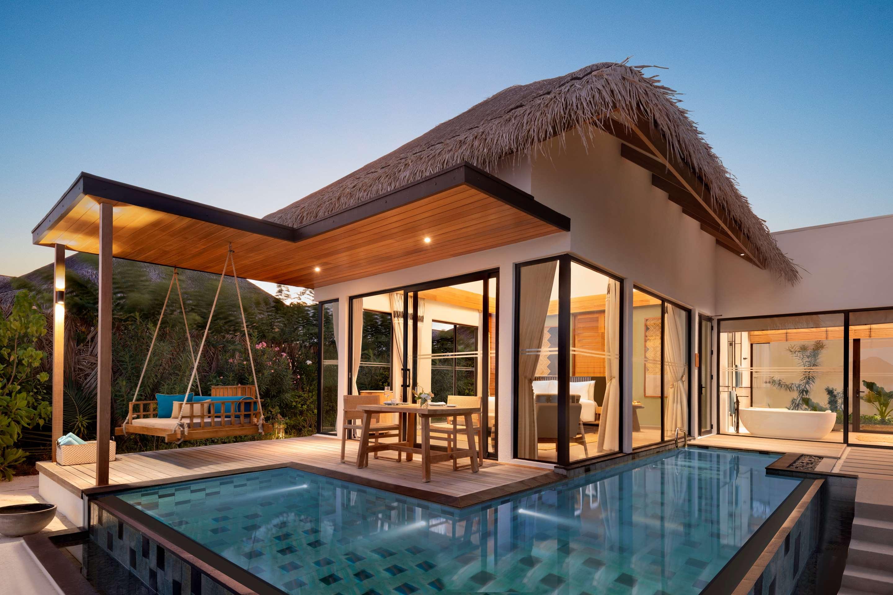 ice-1070466236-99715387-203508 Hilton Maldives Amingiri Resort & Spa