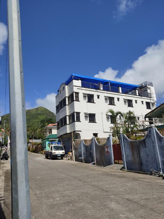 D & G Transient House