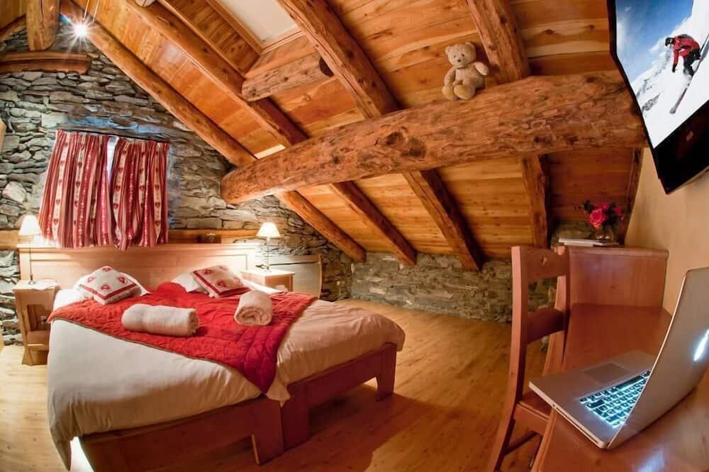 Luxury chalet rental Tignes les Brévières Val d'Isère ski in/out wifi fireplace Rhône-Alpes - Tignes visuel 2/5 Luxury chalet rental Tignes les Brévières Val d'Isère ski in/out wifi fireplace Rhône-Alpes - Tignes visuel 2/5