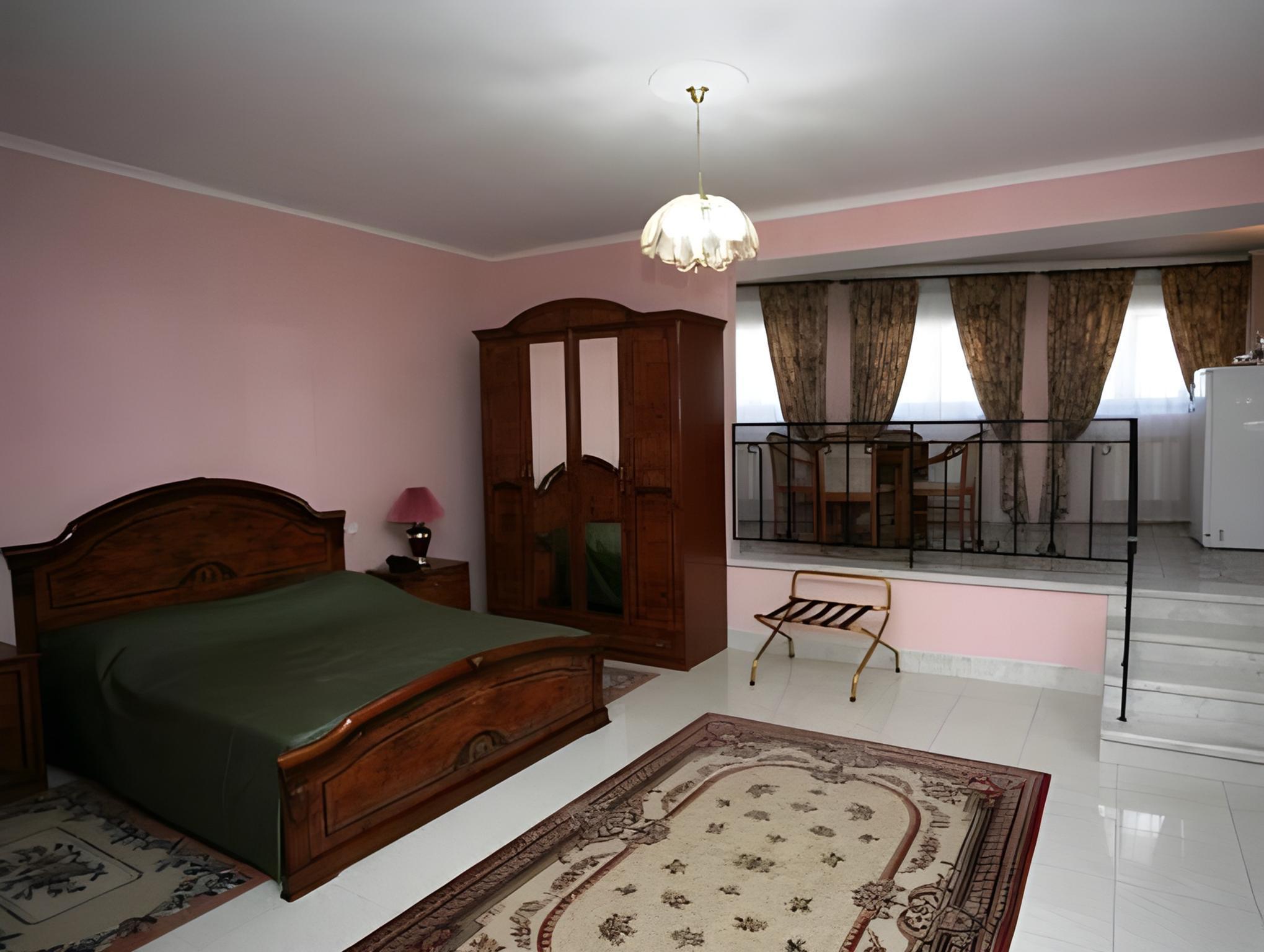 agoda-241509-14015025-479300 Giuseppe Hotel