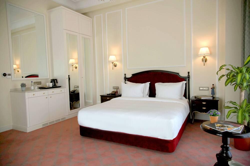 expediav2-8687989-3618566479-196333 Anim Boutique Hotel