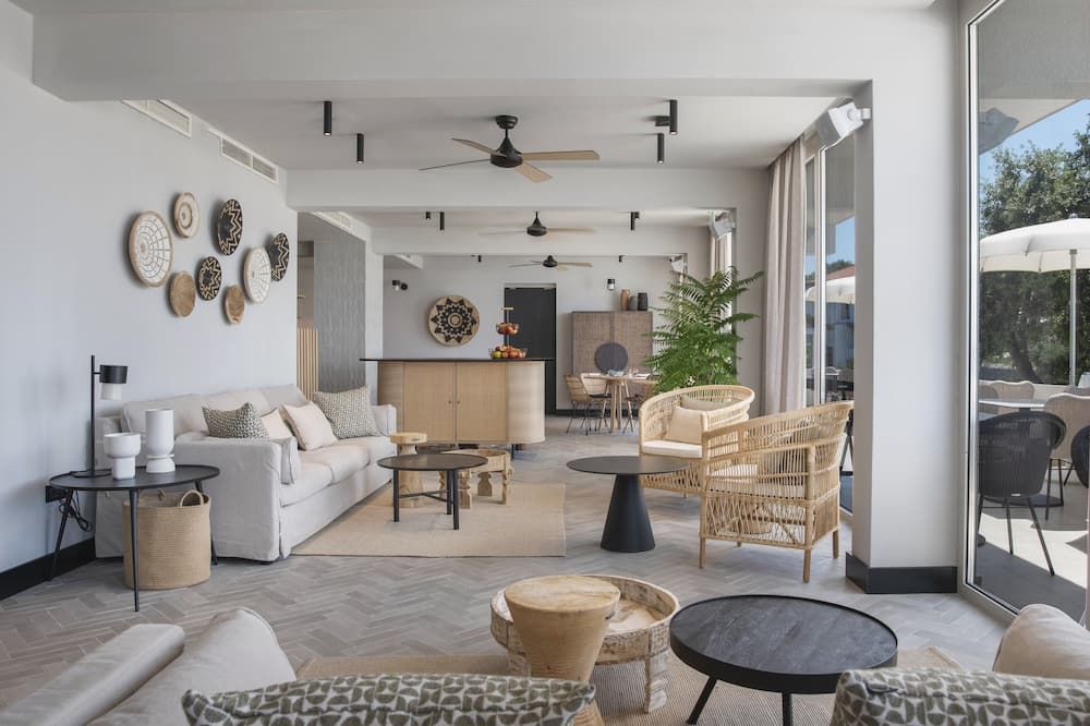 Villa Dalmacija Hotel & Beach Lodge — image 1 of 1