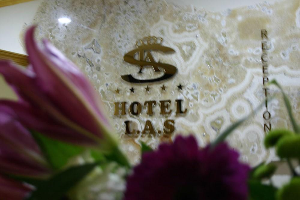 sembo-2111551-6b74d3-666872 Hotel Las