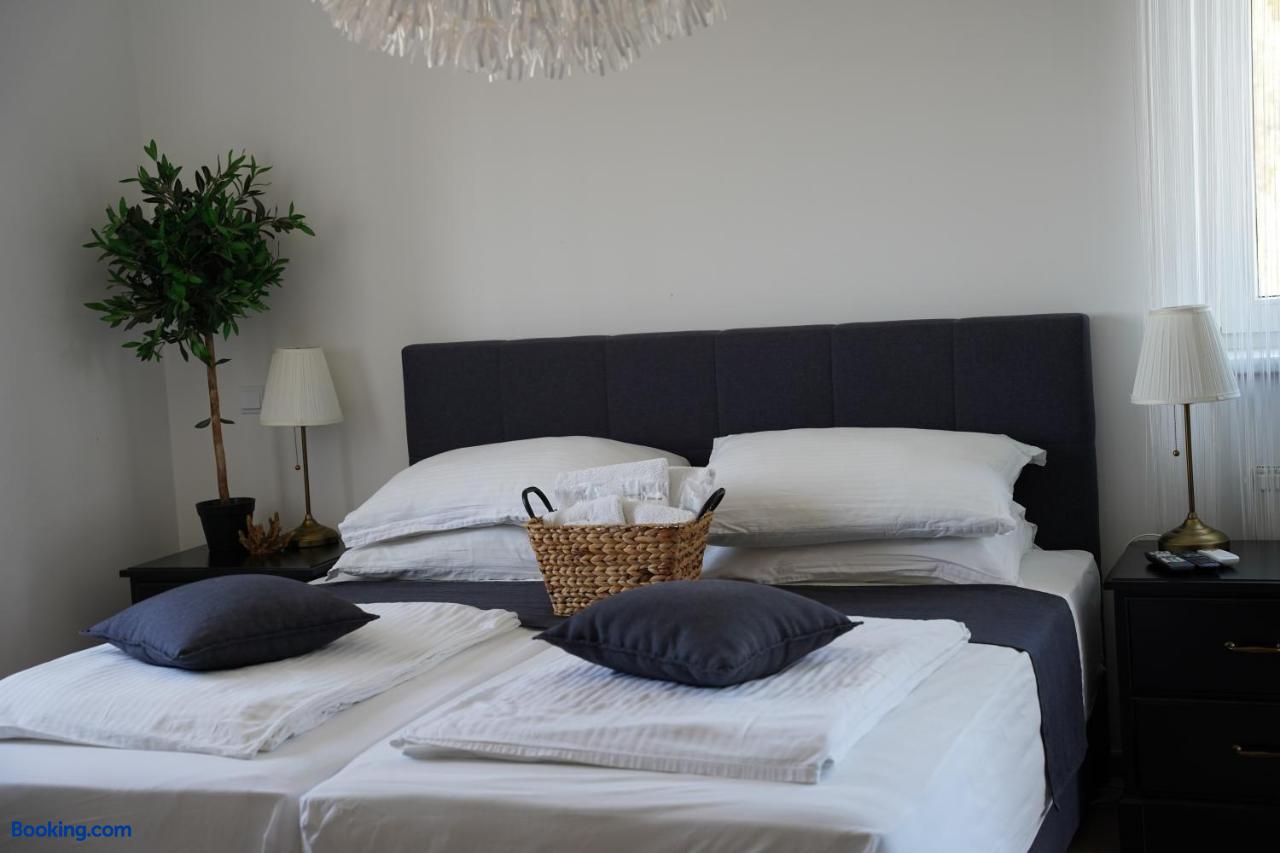 booking-1071064993-536447619-189013 Villa Olea