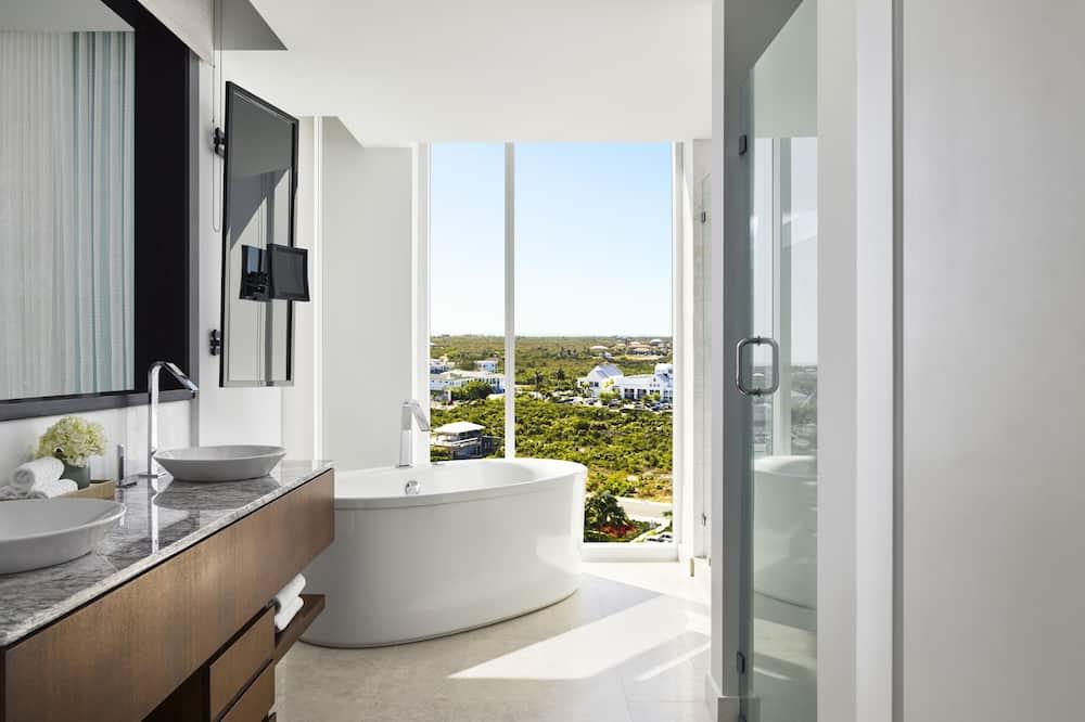 expedia_group-1070328154-5e0e54a3-513321 The Ritz-Carlton Residences Turks and Caicos