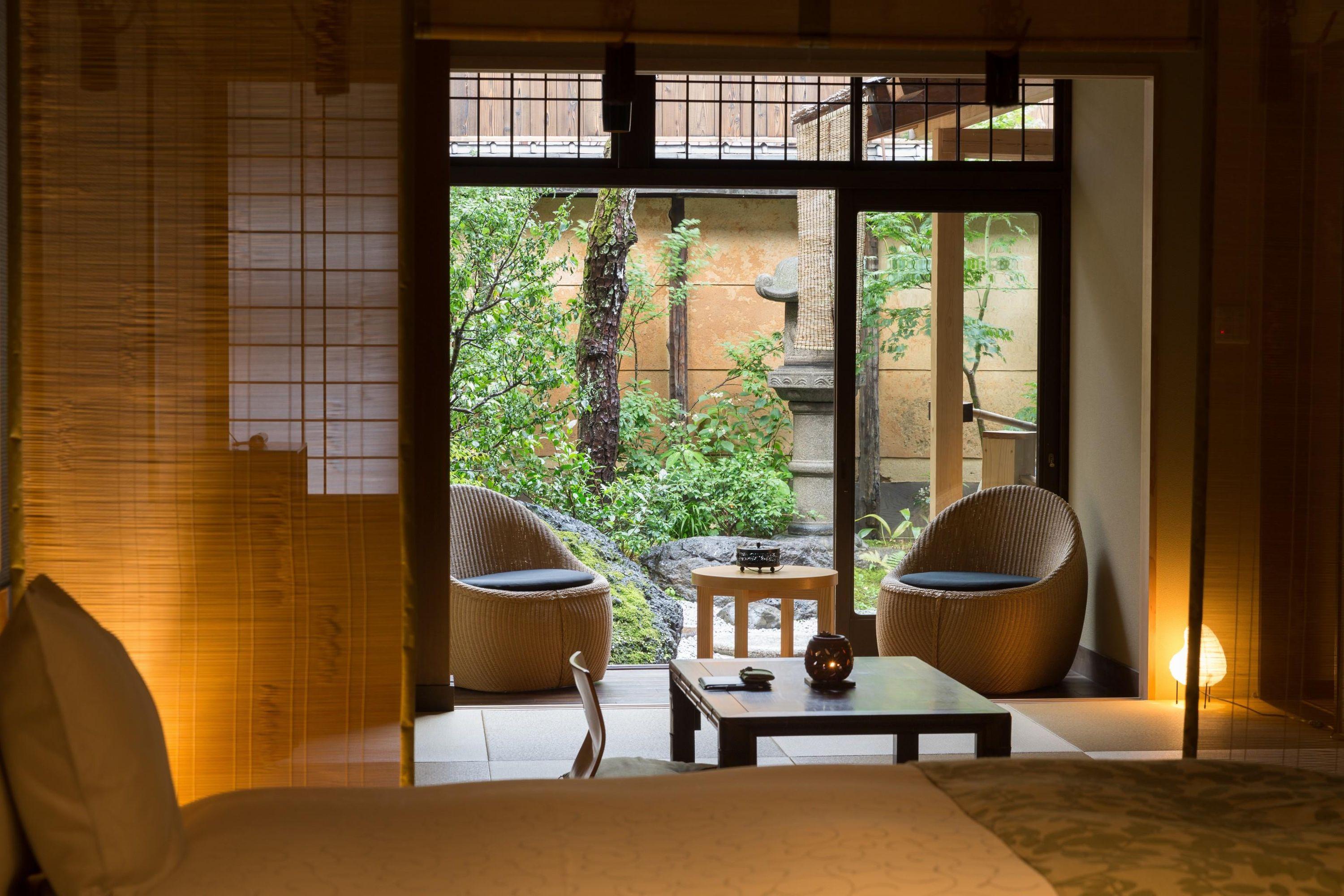 revato-1165358-12246877-419628 Nazuna Kyoto Nijo-tei