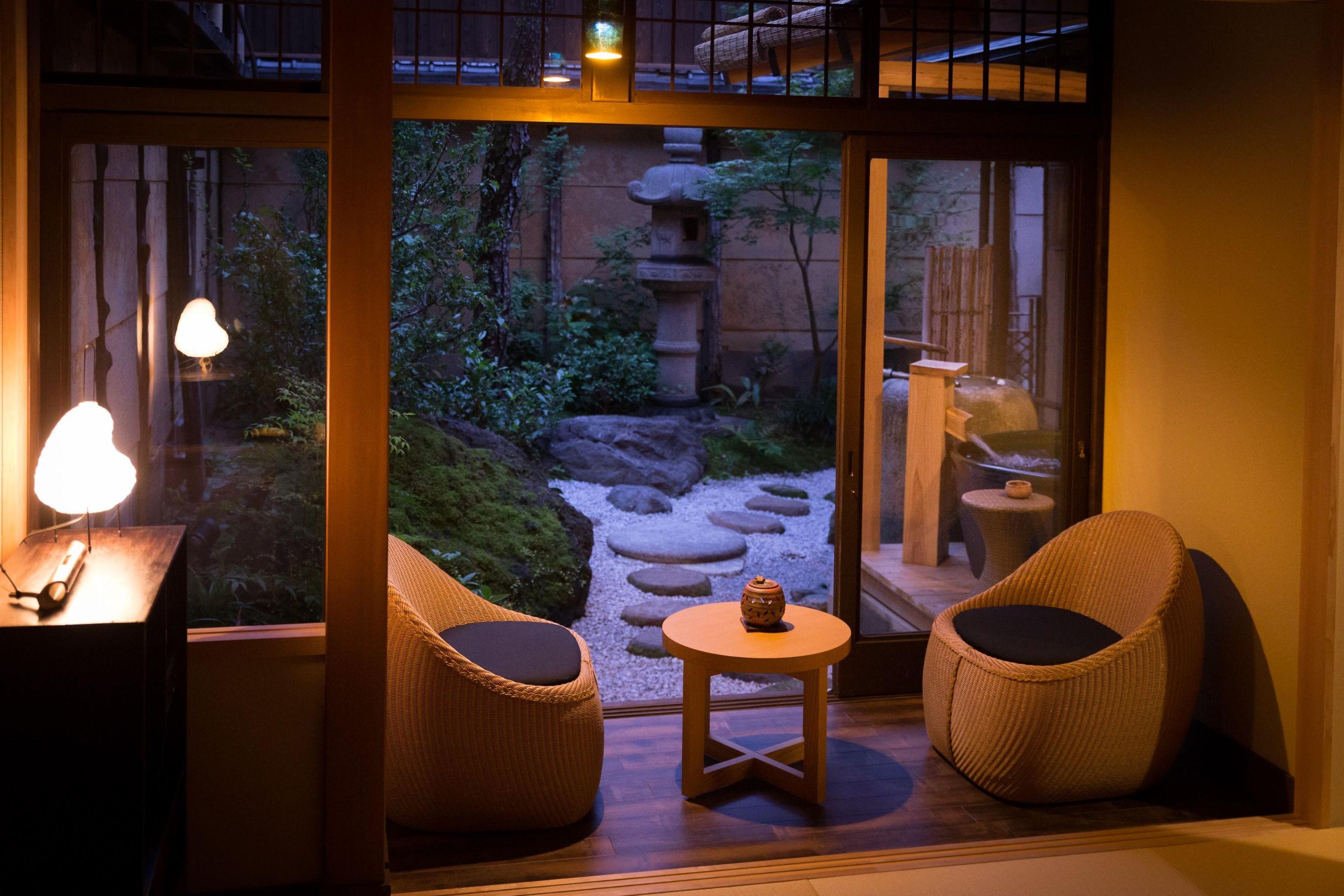 revato-1165358-12246881-869912 Nazuna Kyoto Nijo-tei
