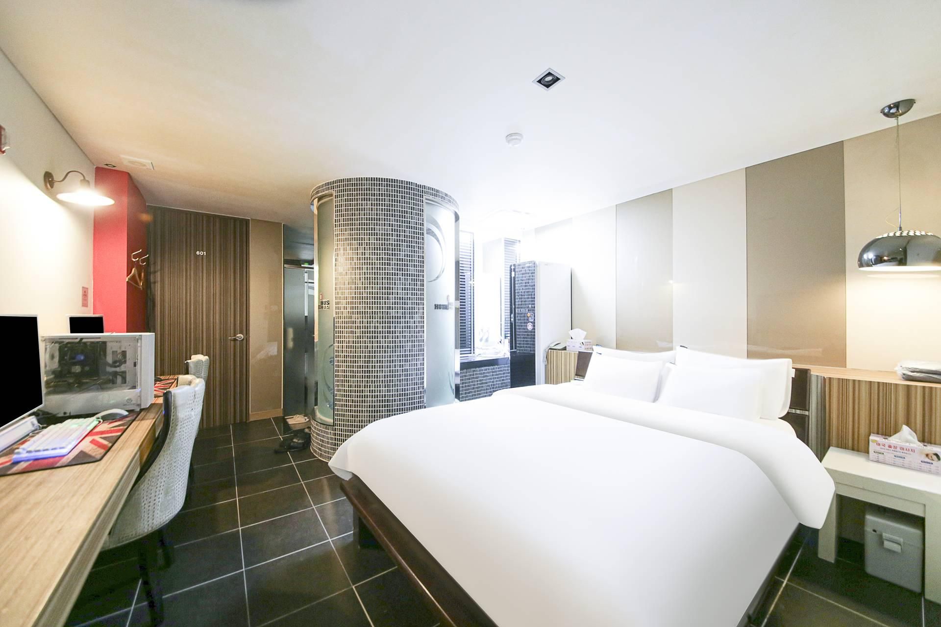 hotel photo