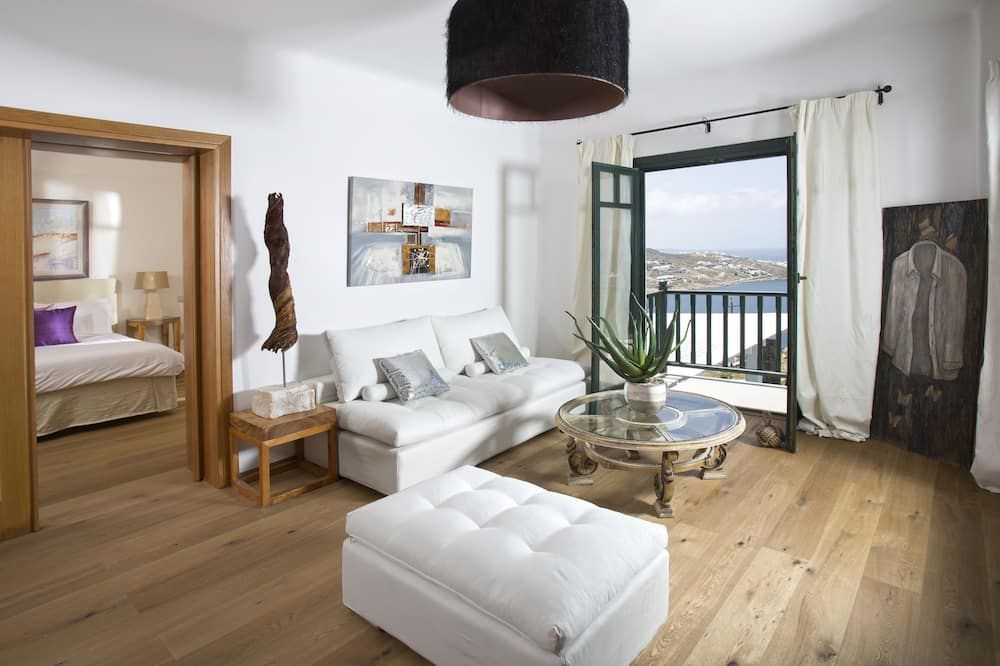 Tharroe of Mykonos Boutique Hotel