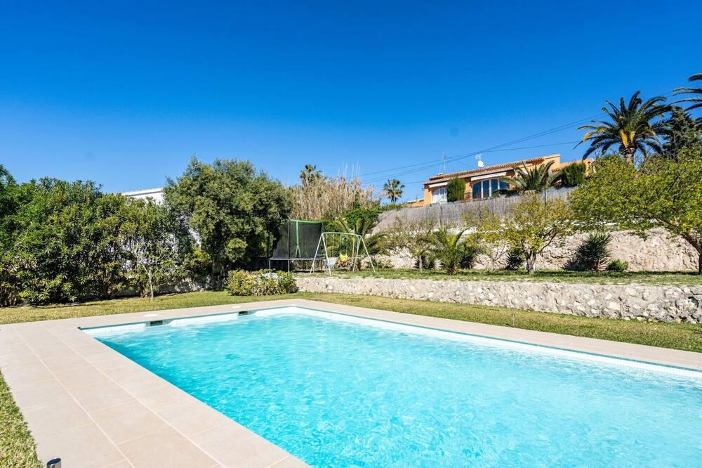 Beautiful private villa for 8 guests with private pool, WIFI, A/C, TV, terrace and parking Kust van Valencia - Javea visuel 1/5 Beautiful private villa for 8 guests with private pool, WIFI, A/C, TV, terrace and parking Kust van Valencia - Javea visuel 1/5