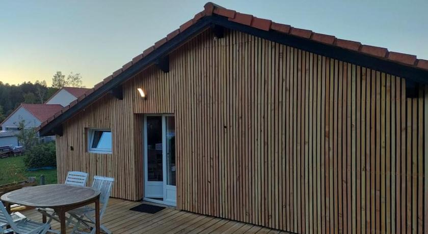 Chalet au bord du lac Auvergne - Aydat visuel 5/5 Chalet au bord du lac Auvergne - Aydat visuel 5/5