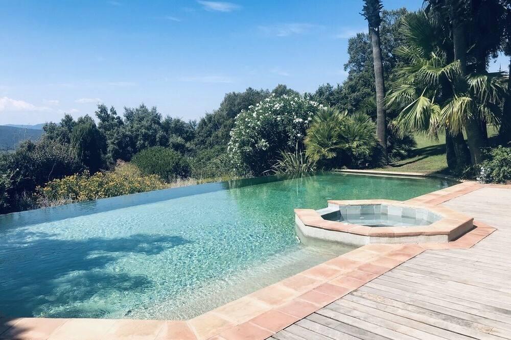 Private Sea-View Villa Saint-Tropez W. Infinity Pool Near Pampelonne Beach Provence-Alpes-Côte d'Azur - La Croix-Valmer visuel 5/5 Private Sea-View Villa Saint-Tropez W. Infinity Pool Near Pampelonne Beach Provence-Alpes-Côte d'Azur - La Croix-Valmer visuel 5/5
