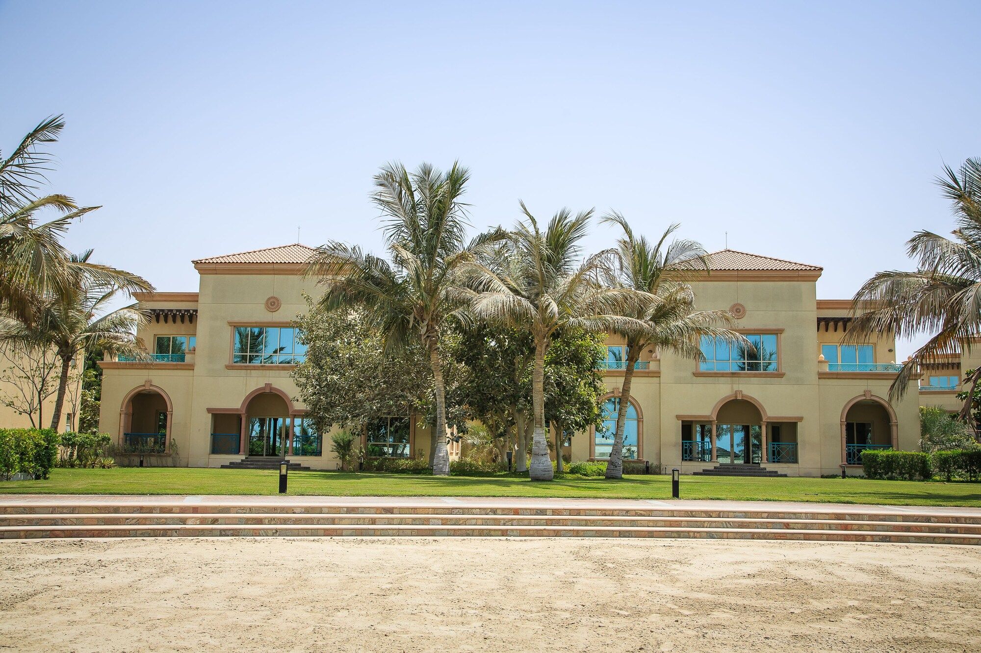 hotel al raha beach hotel