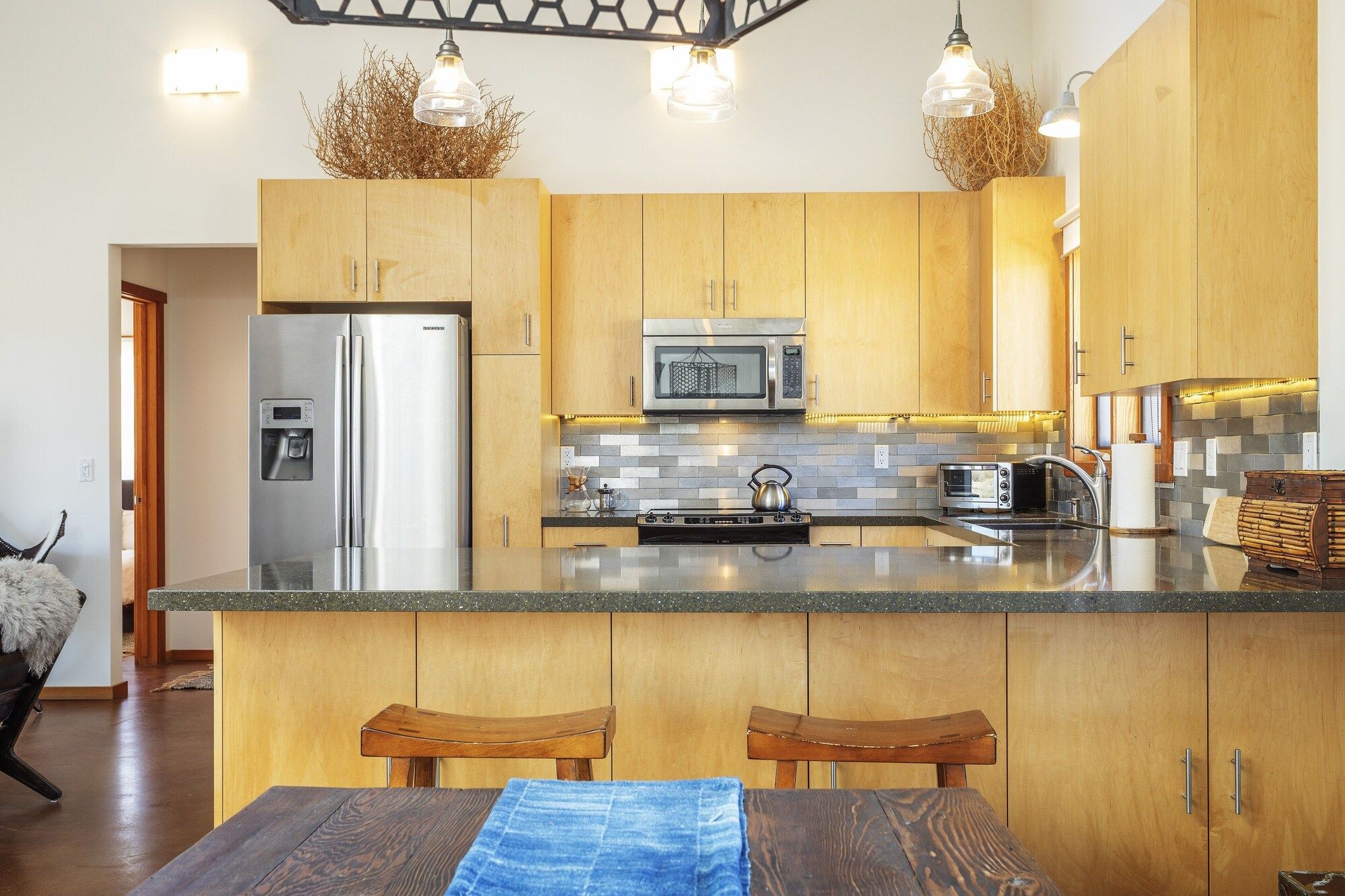 Constellation Compound