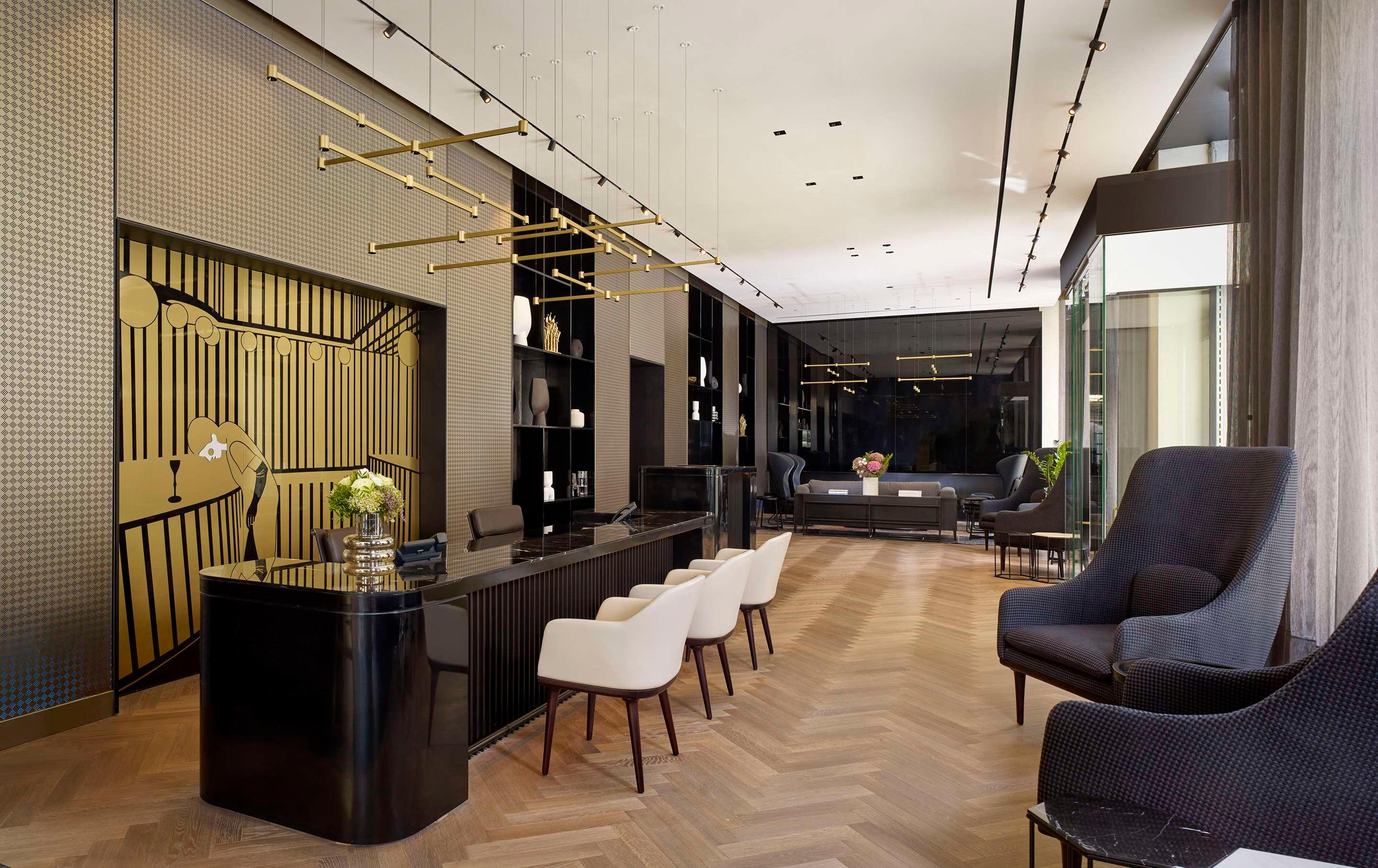 ice-10299400-110087527-886360 art'otel Zagreb