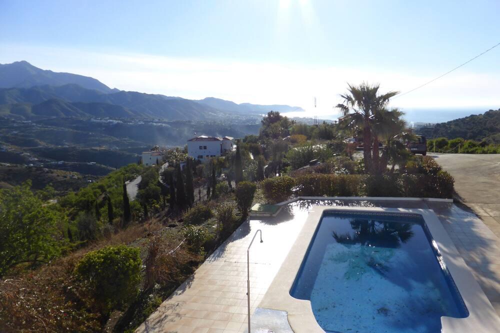 Private villa for 12 persons with swimming pool and great views Andalousië - Torrox Costa visuel 1/5