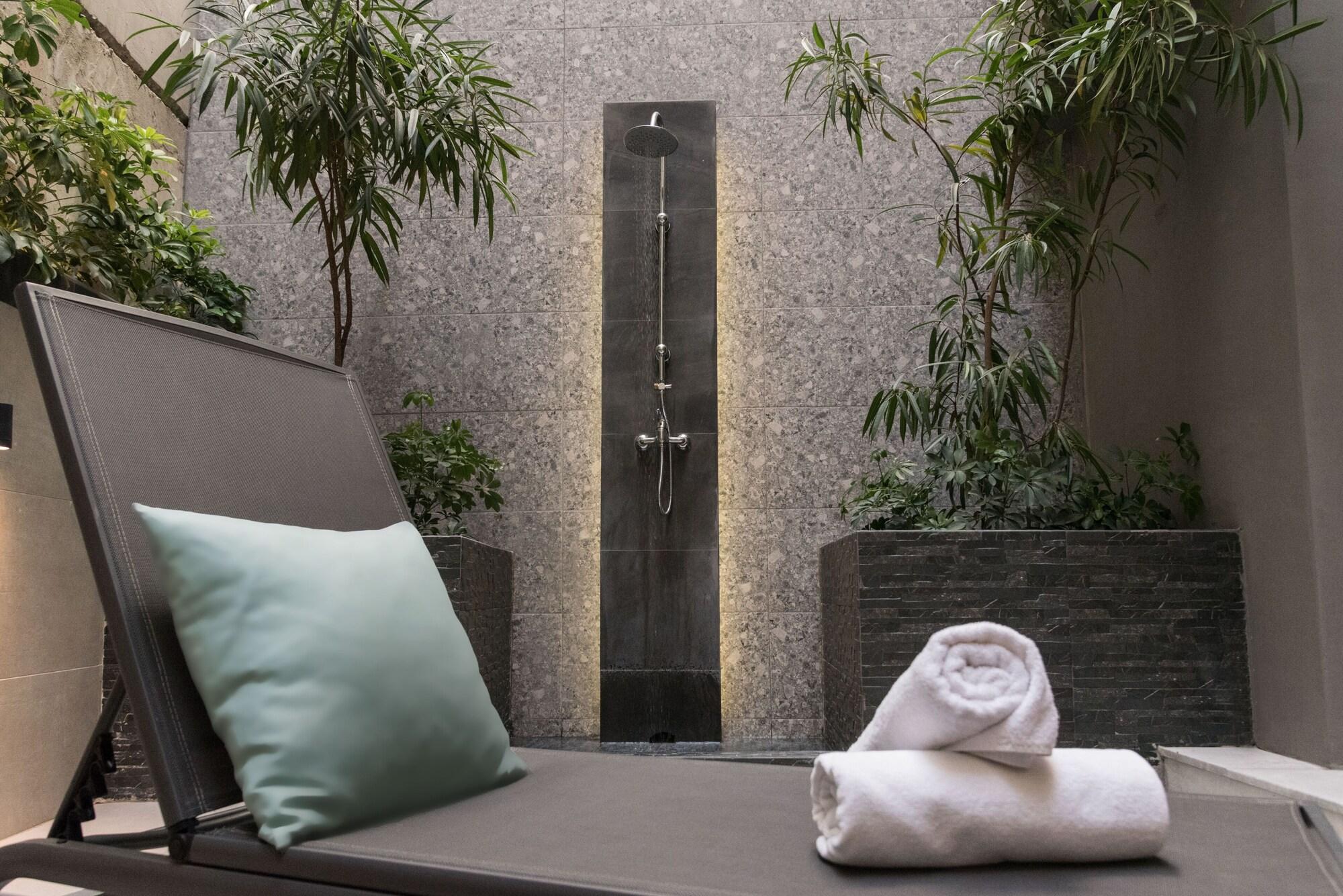 expedia_group-2563220-c2a665-868975 47 Luxury Suites