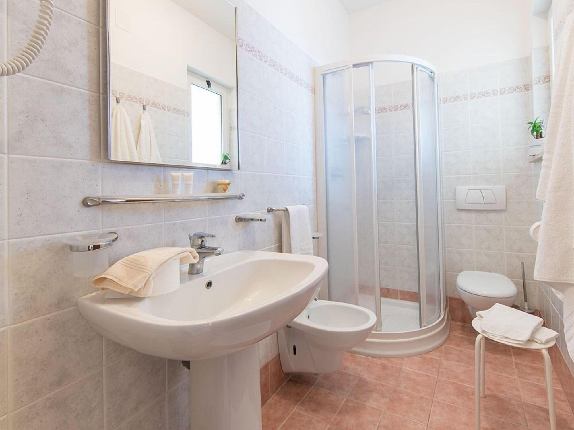 Ristorante Hotel Lucia Abruzzen - Giulianova visuel 4/5 Ristorante Hotel Lucia Abruzzen - Giulianova visuel 4/5