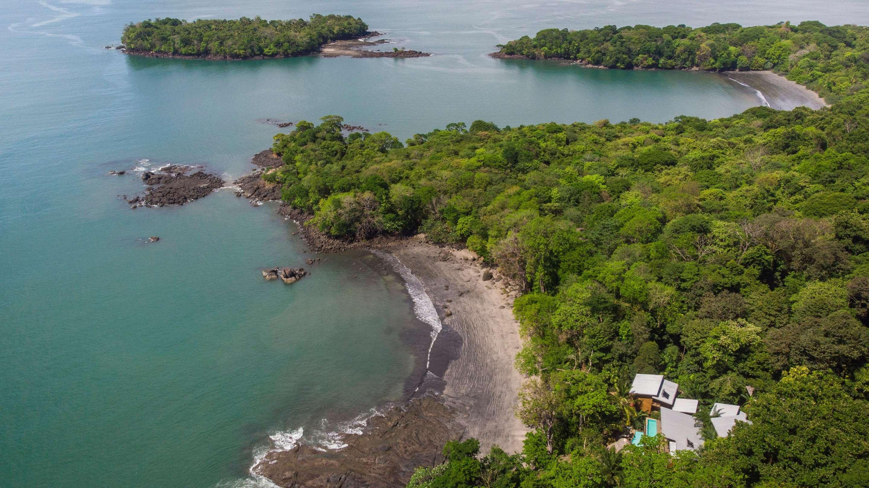 ice-2051244-f3b32d-706562 Isla Palenque