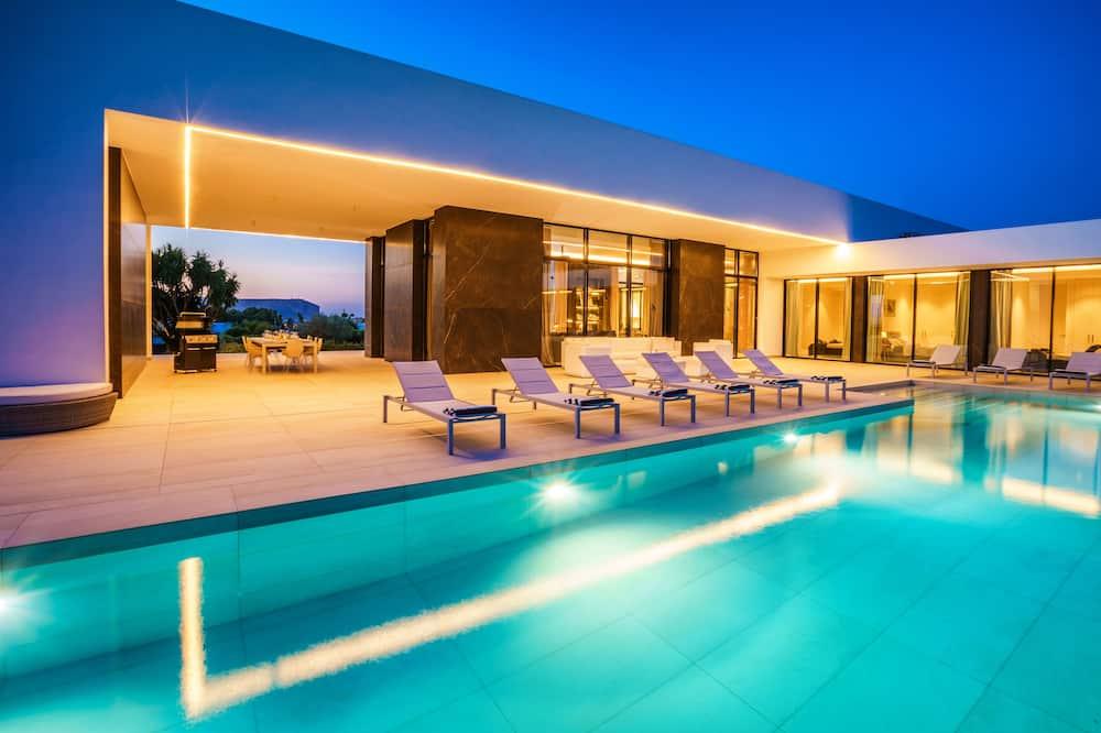 Casa Perla Exceptional Luxury Villa For 10 Guests With Wifi , Heated Pool A/C Kust van Valencia - Javea visuel 1/5 Casa Perla Exceptional Luxury Villa For 10 Guests With Wifi , Heated Pool A/C Kust van Valencia - Javea visuel 1/5