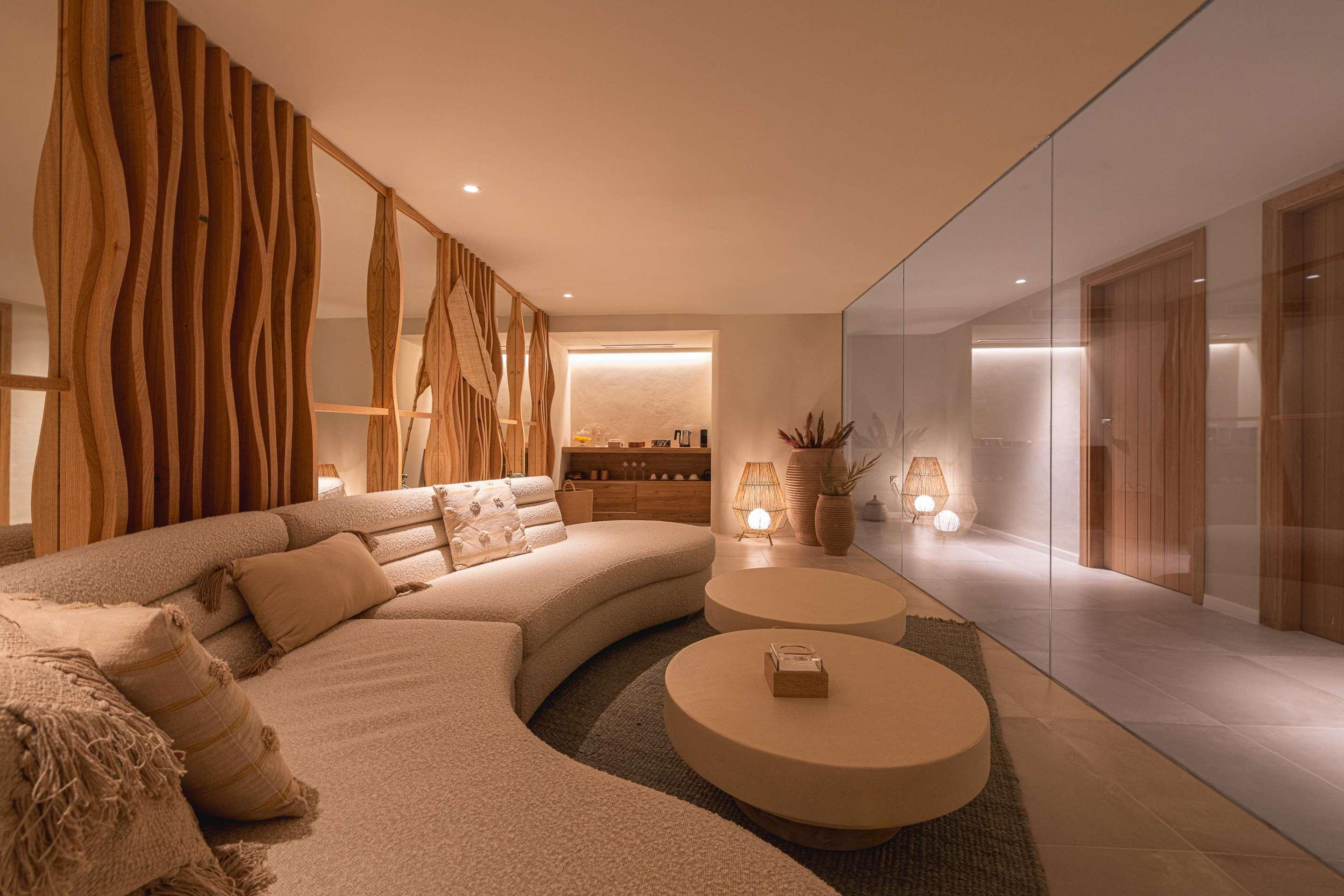 ice-1070823493-c8f280-395242 Daia Slow Beach Hotel Conil