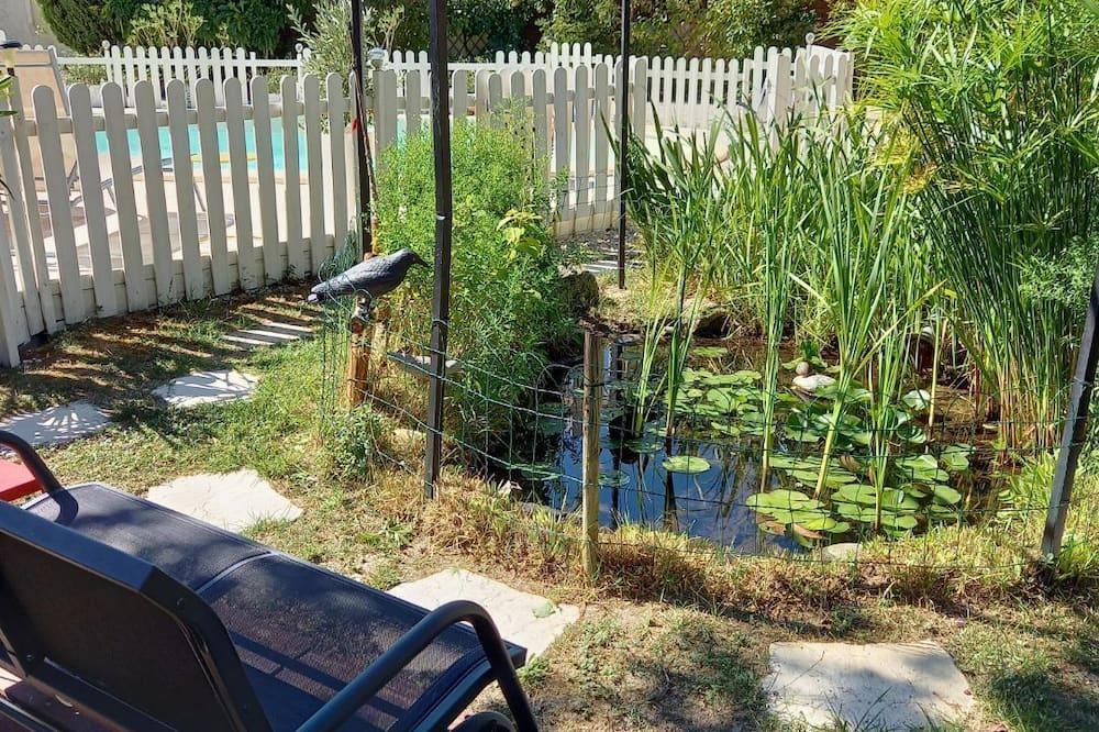 House / Villa Entraigues sur sorgue ,near Avignon,with flowers and trees - Provence-Alpes-Côte d'Azur - Entraigues-sur-la-Sorgue visuel 3/5 House / Villa Entraigues sur sorgue ,near Avignon,with flowers and trees - Provence-Alpes-Côte d'Azur - Entraigues-sur-la-Sorgue visuel 3/5