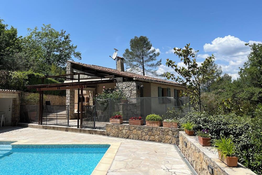 Family villa in Provence: pool, playgrounds, sleeps 10, flexible A/D dates. Rhône-Alpes - Saint-Paul-de-Varax visuel 5/5