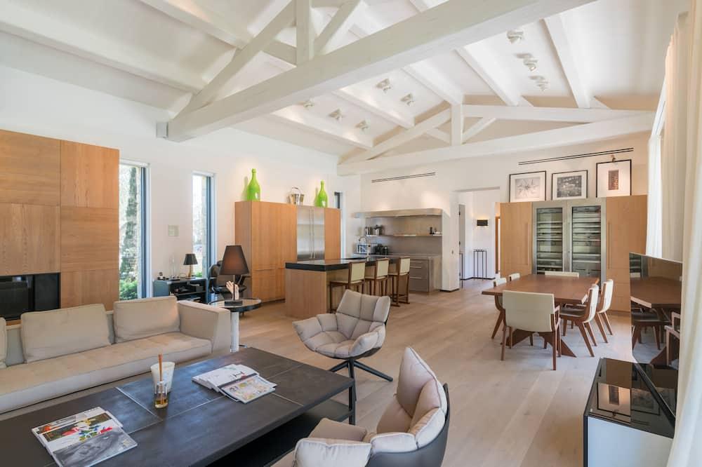 Les Amandiers, Superb Luxury Villa Road To The Beaches Of Saint Tropez Provence-Alpes-Côte d'Azur - Ramatuelle visuel 4/5 Les Amandiers, Superb Luxury Villa Road To The Beaches Of Saint Tropez Provence-Alpes-Côte d'Azur - Ramatuelle visuel 4/5