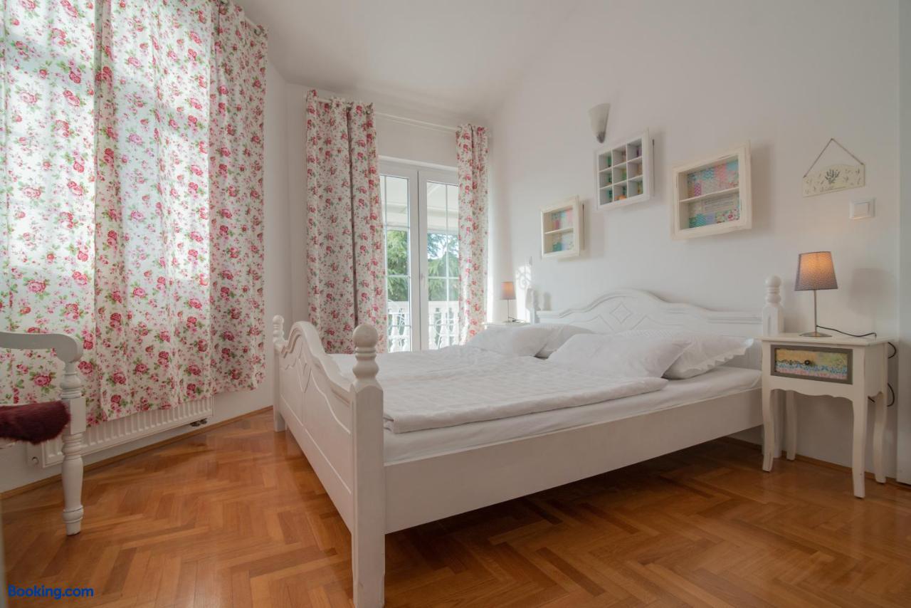 booking-1070970757-529109565-511656 Hotel Villa Vera 2