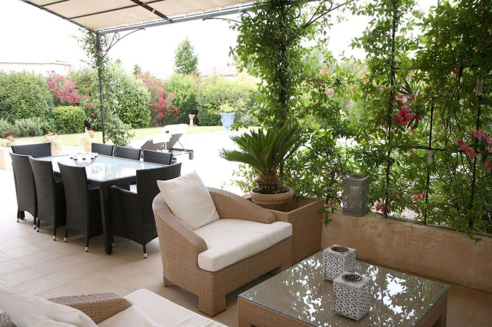 Pont Royal Golf Course Magnificent Air-Conditioned 4-Bedroom Villa Heated Pool Parking Provence-Alpes-Côte d'Azur - Mallemort visuel 4/5 Pont Royal Golf Course Magnificent Air-Conditioned 4-Bedroom Villa Heated Pool Parking Provence-Alpes-Côte d'Azur - Mallemort visuel 4/5