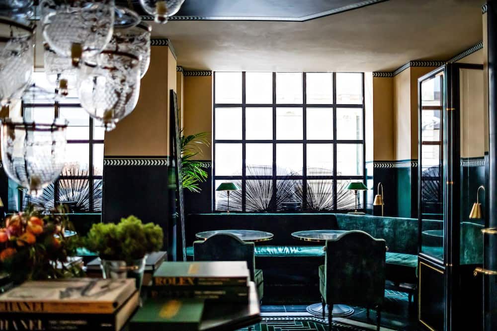 Monsieur George Hotel & Spa - Champs-Elysées