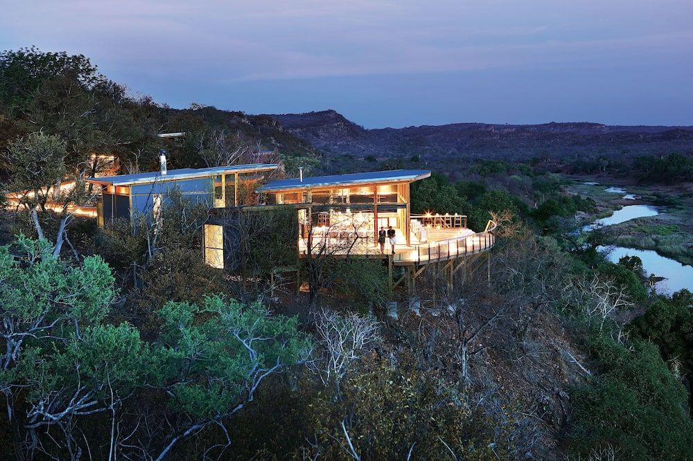 The Outpost & Pel's Post