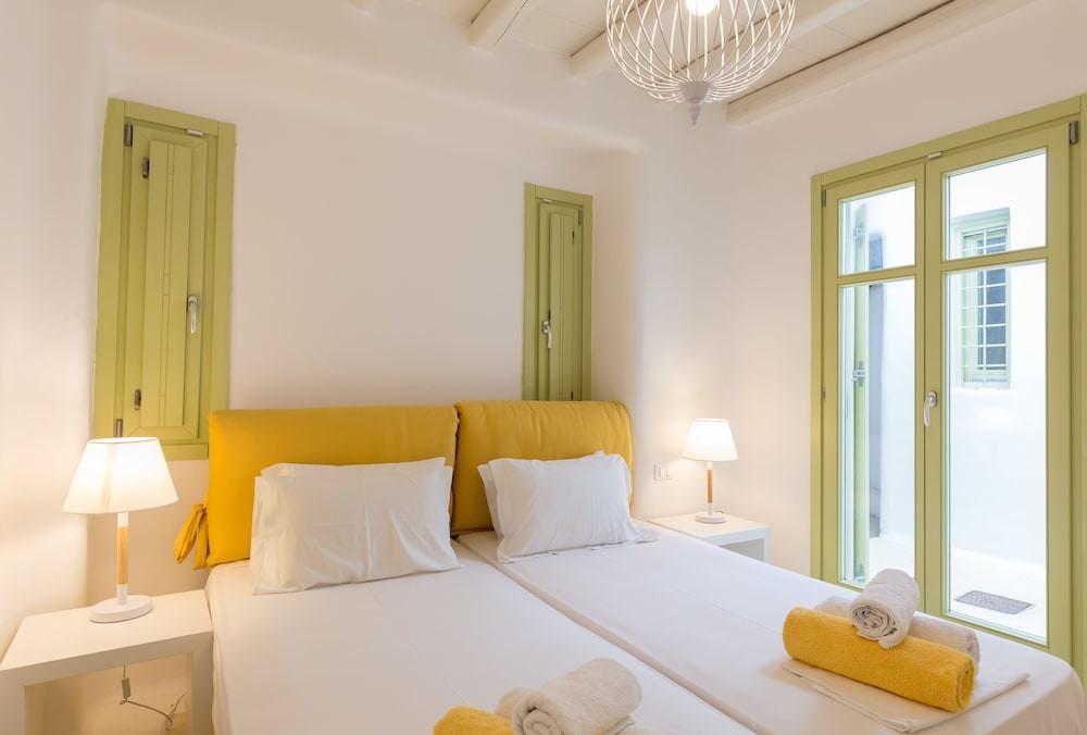 sembo-3940958-e4051c-150906 Lyra Villas Mykonos